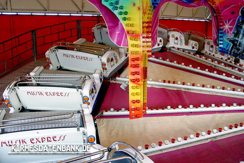 Musik Express Thiliant (Cosmont Musik Express)