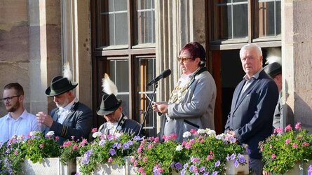 43480703-proklamation-der-fuldaer-koenigsfamilie-3l70.jpg 43480703-proklamation-der-fuldaer-koenigsfamilie-3l70.jpg