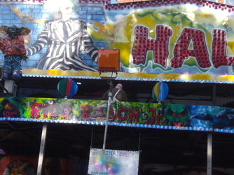 06 Halloween Rasch alt auf der Kirmes Rees 2014.jpg 06 Halloween Rasch alt auf der Kirmes Rees 2014.jpg