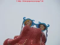 ai275.photobucket.com_albums_jj289_ThunderNrw_Octopussy_oct49.webp