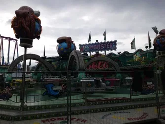 ai182.photobucket.com_albums_x168_Reyzer666_Kirmes_202010_Crange_20Aufbau_0408_DSCI0591.webp ai182.photobucket.com_albums_x168_Reyzer666_Kirmes_202010_Crange_20Aufbau_0408_DSCI0591.webp