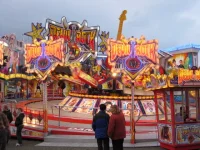 ai661.photobucket.com_albums_uu337_Dominik451981_2010_Herford_Osterkirmes008.webp
