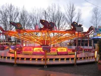 ai661.photobucket.com_albums_uu337_Dominik451981_2010_Herford_Osterkirmes026.webp
