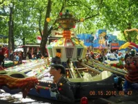ai820.photobucket.com_albums_zz122_borisjaeggi_Kirmes_20Schweiz_20Diverse_K640_236.webp