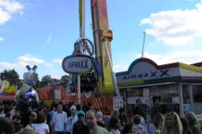 ai54.tinypic.com_213hnrl.webp