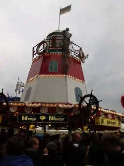 ai182.photobucket.com_albums_x168_Reyzer666_Kirmes_202010_BocholterKirmes_DSCI2497.webp