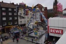 ai182.photobucket.com_albums_x168_Reyzer666_Kirmes_202011_CityKirmesHerne_0104_IMGP4068.webp