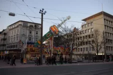 ai182.photobucket.com_albums_x168_Reyzer666_Kirmes_202011_KarnevalskirmesDortmund2011_IMGP1206.webp