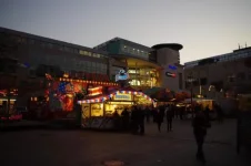 ai182.photobucket.com_albums_x168_Reyzer666_Kirmes_202011_KarnevalskirmesDortmund2011_IMGP2153.webp
