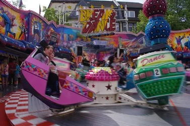 ai182.photobucket.com_albums_x168_Reyzer666_Kirmes_202011_FruehjahrCastrop_IMGP5878.webp