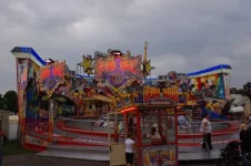 ai182.photobucket.com_albums_x168_Reyzer666_Kirmes_202011_Crange_0408_IMGP8817.jpg