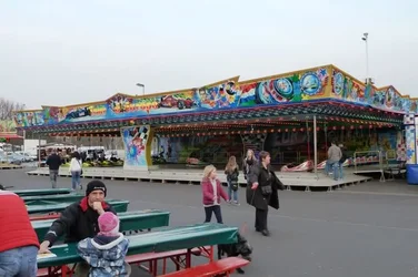 ai40.tinypic.com_25f56xu.webp