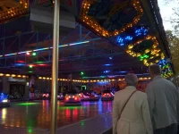 ai531.photobucket.com_albums_dd352_TheMikka123_Stommeln_20Kirmes_IMG_20121021_183809.jpg