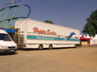 Düsseldorfer Rheinkirmes 2013 aufbau teil 4 (54) (800x600).webp