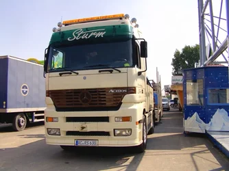 Düsseldorfer Rheinkirmes 2013 aufbau teil 4 (71) (800x600).webp