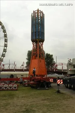 Duesseldorf Rheinkirmes, Aufbau 10.07.2013 091.webp