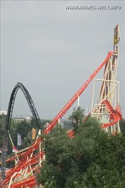 Duesseldorf Rheinkirmes, Aufbau 10.07.2013 124.webp