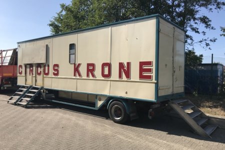 Krone-005.jpg