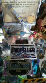 Propeller Figur mit Chip.jpg Propeller Figur mit Chip.jpg