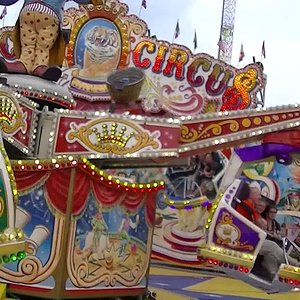 Circus Circus - Bruch/Gründler (Offride) Video Cranger Kirmes Herne 2015 - YouTube